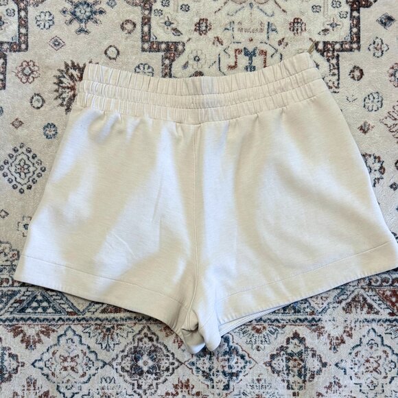 Rhone DreamGlow Shorts in Sand Women's size Medium - Picture 4 of 10